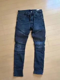 ZARA デニムパンツ スキニーフィットのサムネイル