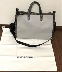A VACATION BREAD MESH トートバッグ　グレーのサムネイル