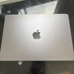 ほぼ未使用ケース付きMacBook Air M3 / 8CPU / 8GPU /
