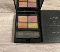 エトヴォス　ETVOS ミネラルクラッシィシャドウ　イノセントブルーム