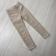 UNIQLO ボトムス　ベージュ110