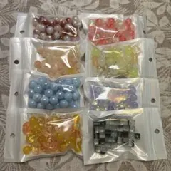 ガラスビーズ色々セット　各30個入り