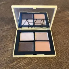 新品未使用・数量限定 / NARS クワッドアイシャドウ 05567のサムネイル