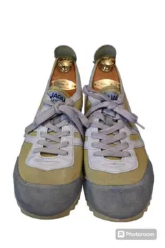 Item thumbnail for item 10556642-e108-4a30-8981-25880c5f2efd