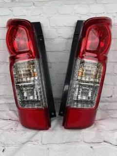 NV350 E26 キャラバン テールランプ 左右 補修パーツ ランプ バックラ