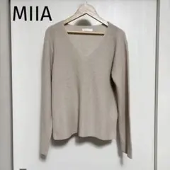 【MIIA】Vネックトップス