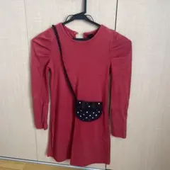 赤い長袖ワンピース ポケット付き