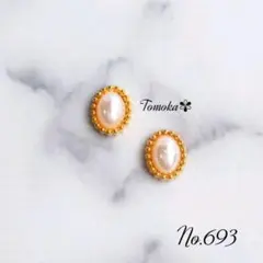 ハンドメイド　アンティーク調　一粒パール　ミニオーバル　ピアス　イヤリング