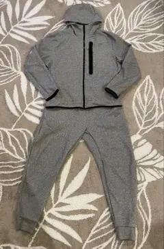 NIKE テックフリース　セットアップ