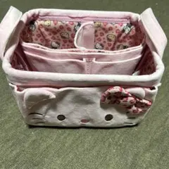 サンリオ　ハローキティ 仕切り付き収納ケース ピンク　しまむら