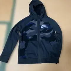 Nike 迷彩柄 フルジップパーカー