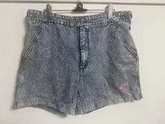 ケミカルウォッシュ　デニムショーツ
