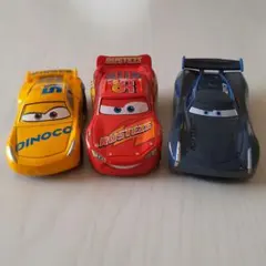 カーズ トミカ　ミニカー 3台セット