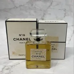 シャネル N°19 PARIS CHANEL PARFUM 香水　28ml
