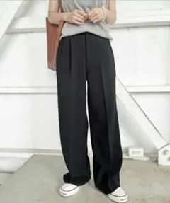 やっちゃん様専用　Spick&Span ダブルクロスツータックパンツ ブラック