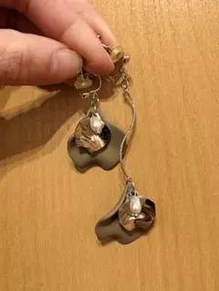 シルバー グレー パール イヤリング