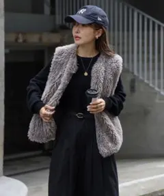 Bonjour Sagan シープライクファーベスト