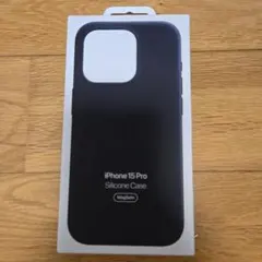 【新品】iPhone 15 Pro 純正シリコンケース　ブラック