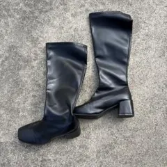ブラックレザー ロングブーツ 中ヒール
