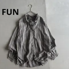 【ファン】長袖チェックシャツ　後ろレースアップ　グレー　カジュアル　オシャレ/Fのサムネイル