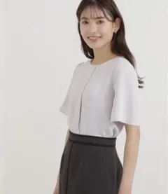 Tシャツ　シャツ　ブラウス　トップス 　 ブラウス