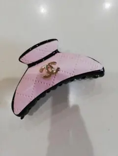 CHANEL キルティング ヘアクリップ ピンク