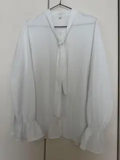 GU ホワイト リボン付きシャツ XXL