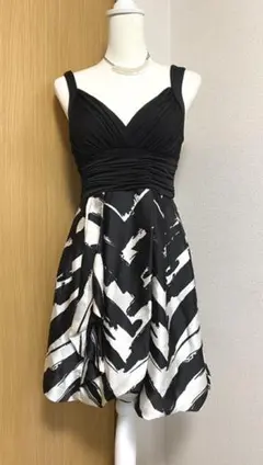 BCBG maxandcleo ワンピース パーティドレス　キャバにも