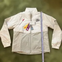 新品Lサイズ　フィラゴルフレディース撥水加工ストレッチ保温中綿ジャケット