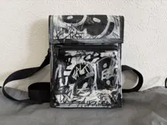 BALENCIAGA Graffiti ショルダーバッグ 大人気入手困難モデル - メルカリ