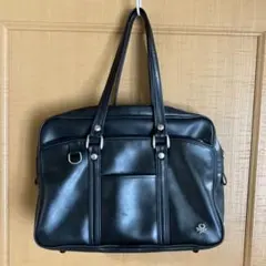 スクールバッグブランド黒