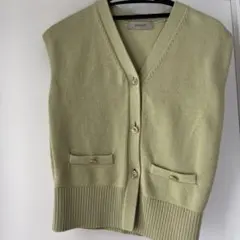 【美品】JUSGLITYトップスのサムネイル