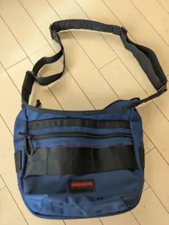 ブリーフィングショルダーバックのサムネイル