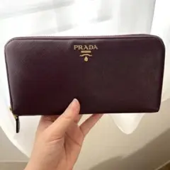 PRADA サフィアーノ 長財布 ボルドー ラウンドジップ メタルロゴ 正規品
