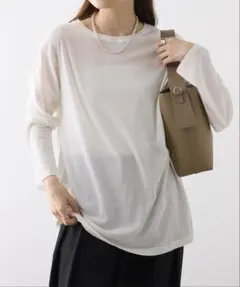 新品未使用　コットンシアークルーネックカットソー　PUAL CE CIN