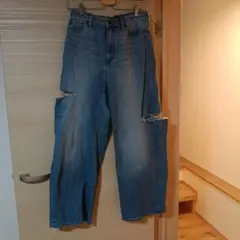 ユニクロ　デニムワイドパンツ カットアウト 26インチウエスト66cm
