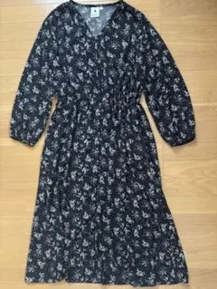 ワンピース　ニコアンド　花柄　Ｍ
