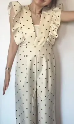 ドット柄フリル袖オールインワン