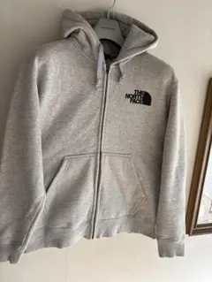 ザノースフェイス THE NORTH FACE フルジップパーカー　ボックスロゴ