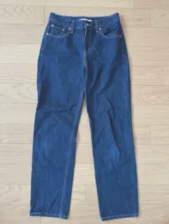 Levi's ダークブルー ストレートデニム ジーンズ