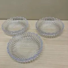 ガラス皿　3枚セット　レトロ　ヴィンテージ　小皿　丸皿