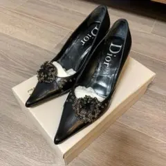 クリスチャンディオール　Dior パンプス ブラック ハトメ装飾付きのサムネイル