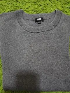 【新品同様！ユニクロ クルーネックセーター長袖 Mサイズ グレー】