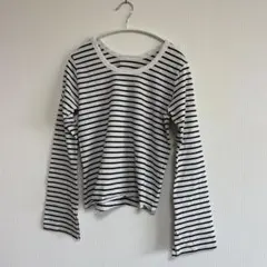 ストライプ柄 長袖Tシャツ ホワイト ブラックのサムネイル