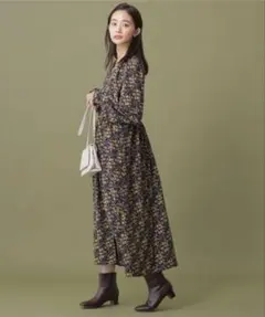 【完売品】nano・universenano フラワープリント38 ネイビー