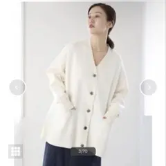 イエナ　スーパーファインスムース ポンチョカーディガン　ホワイトのサムネイル