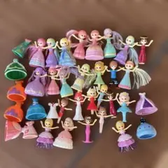 ハッピセット　リカちゃん人形26体と衣装13着セット