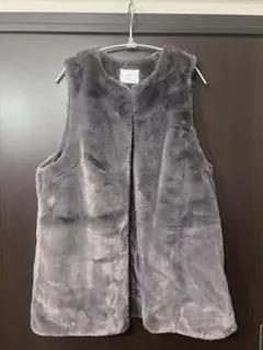 ショート丈ベスト