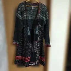 YEAH RIGHT！！ガウンコート