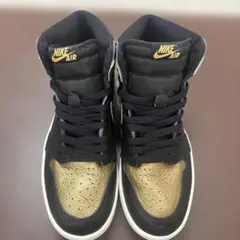 NIKE Air Jordan 1 Retro High OG Goldのサムネイル